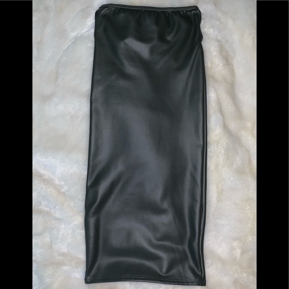 Hollywood boutique pencil skirt - Picture 3 of 5